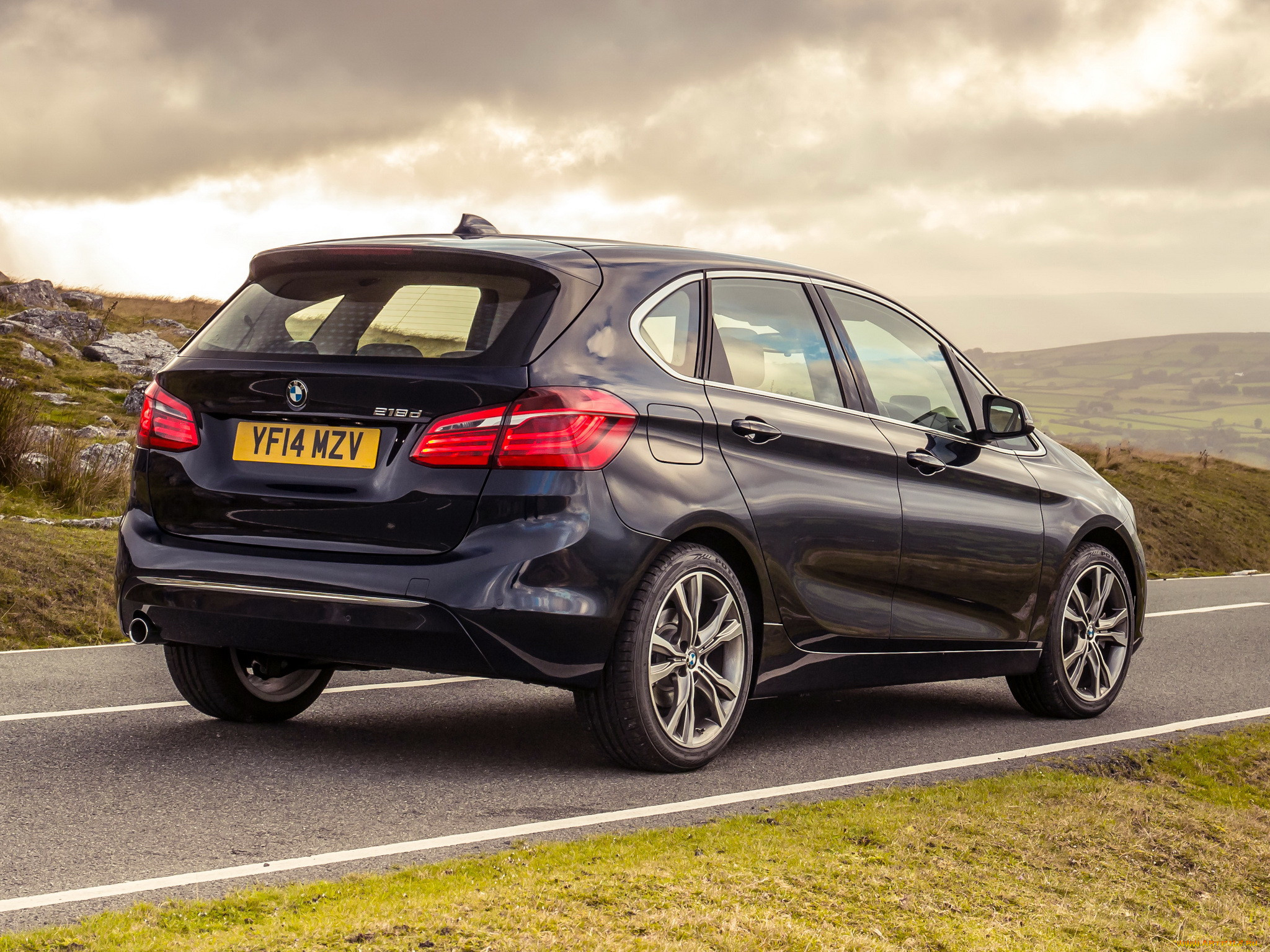 , bmw, luxury, tourer, active, 225i, , 2014, f45, uk-spec, line